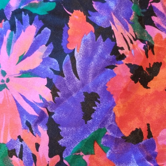 Vintage Bright Bold Floral Silky Nightgown - Picture 4 of 4